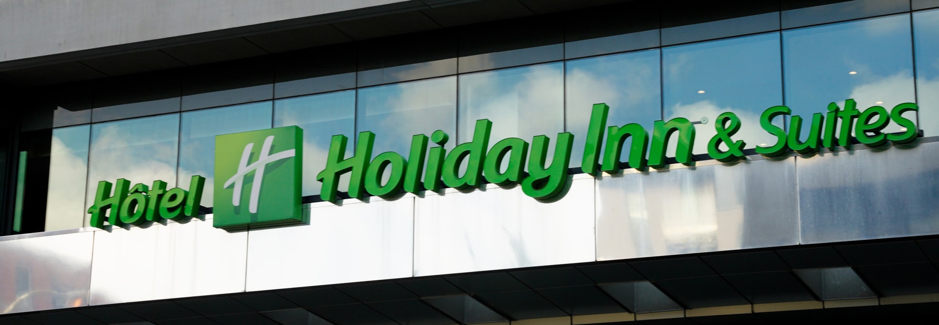 Hôtel Holiday Inn & Suites Montréal Centre-Ville Ouest cover