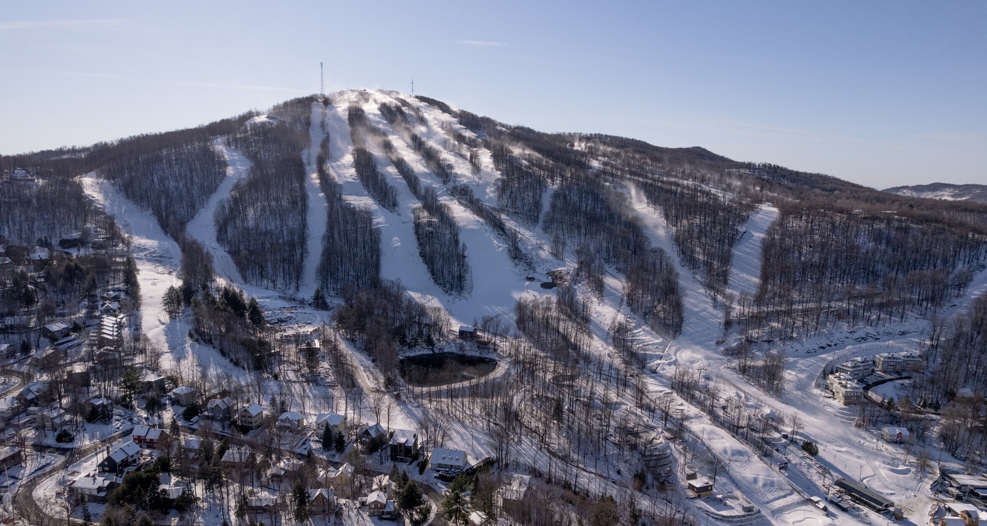 Bromont, montagne d'expériences cover Bromont, montagne d'expériences cover