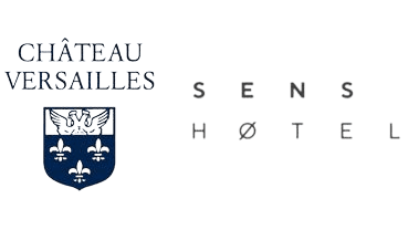 SENS Høtel et le Château Versailles logo SENS Høtel et le Château Versailles logo